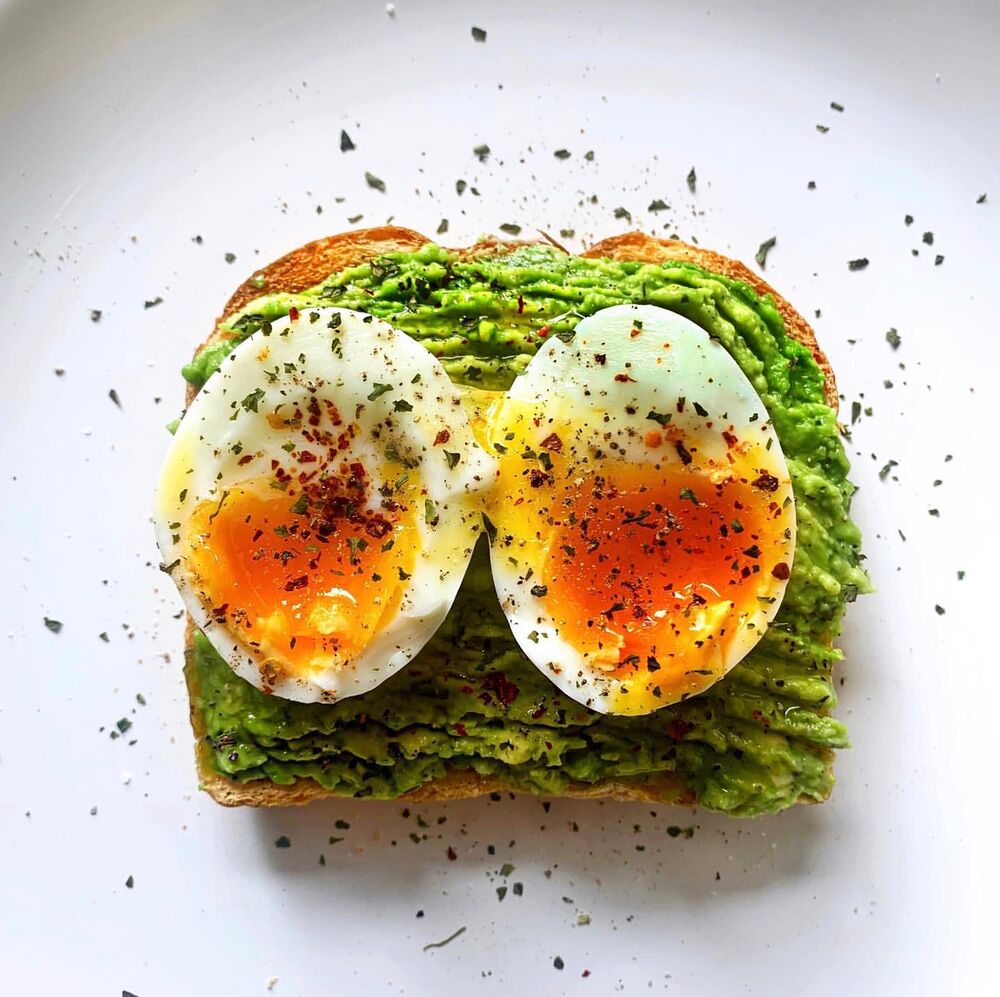 Benefits of Eating Smashed Avocado Toast