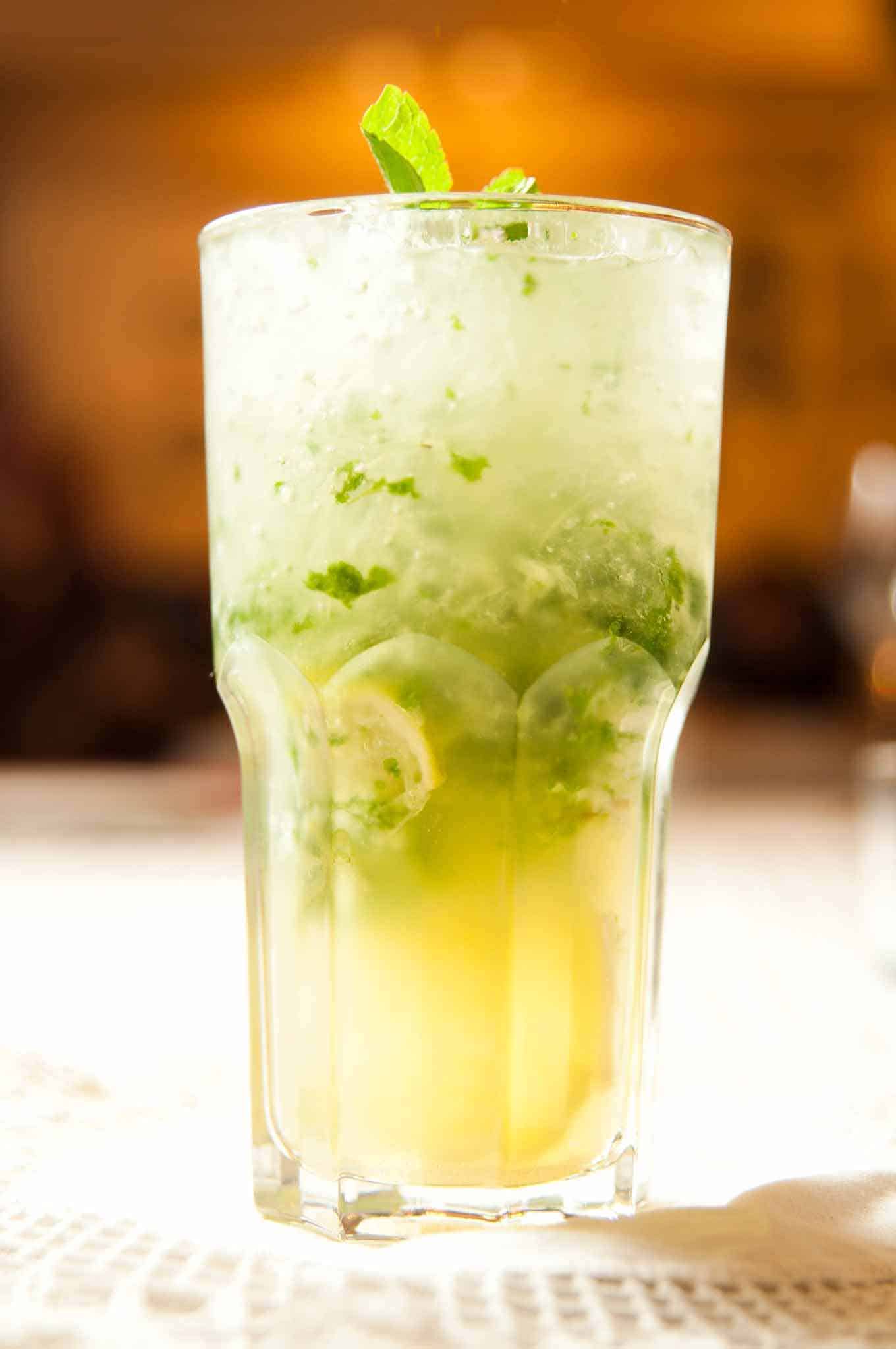 Step-by-Step Guide to Mixing the Southside Cocktail
