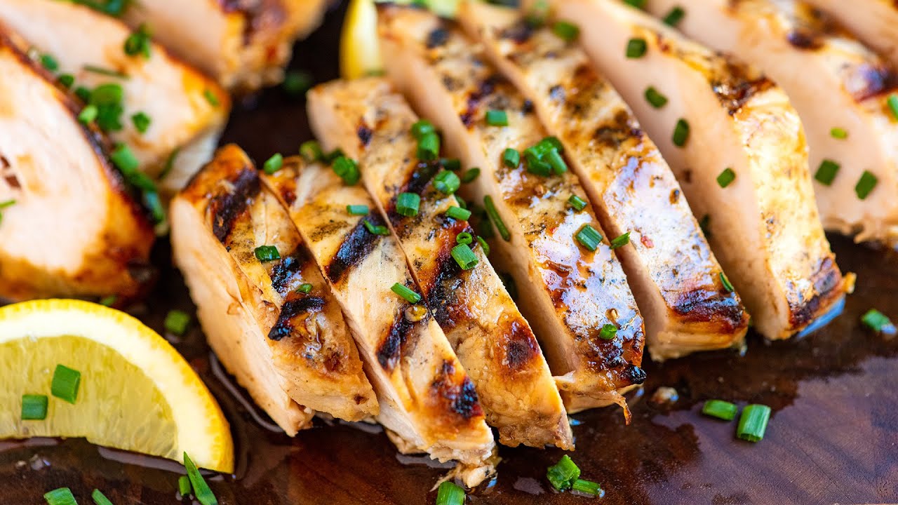 Tips for Marinating and Seasoning Grilled Chicken
