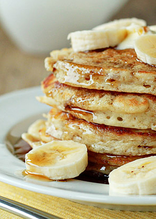 Step-by-step instructions for making delicious banana pancakes